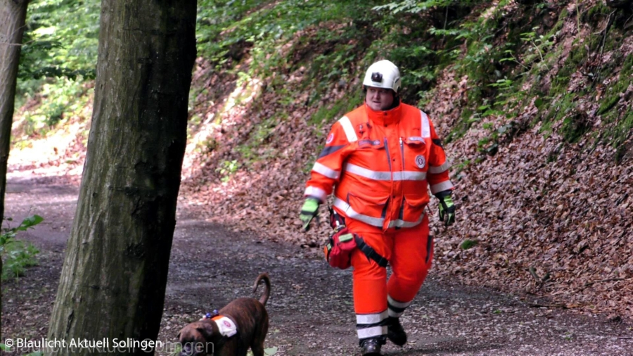 Sequenz 01.00 09 11 04.Standbild013