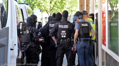 19800022.00 02 55 15.Standbild003