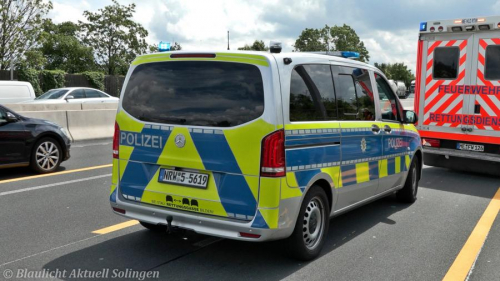 Gefahrgutunfall A3 Solingen-12