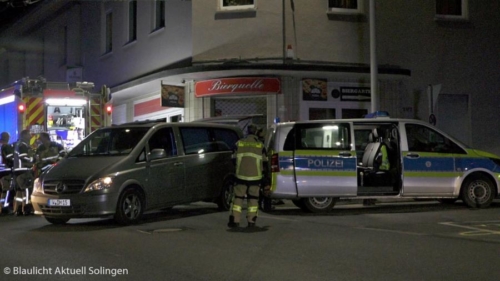 Sequenz 01.00 02 55 08.Standbild011