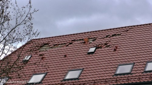 Sequenz 01.00 03 27 08.Standbild008