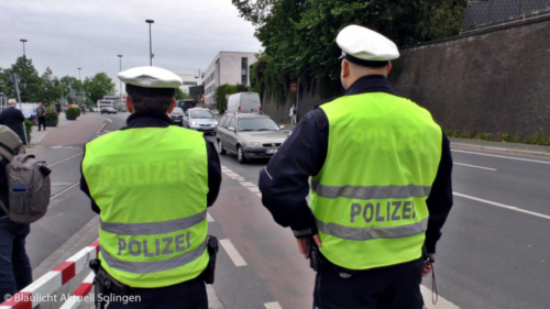 Sequenz 01.00 07 20 00.Standbild005