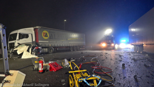 Unfall A46 Wuppertal Raststaette-13